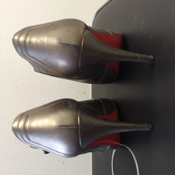 CL gold booties - Picture 4 of 8